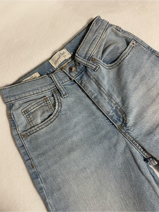 Universal Thread Denim - Universal Thread High Rise 90s Straight Denim